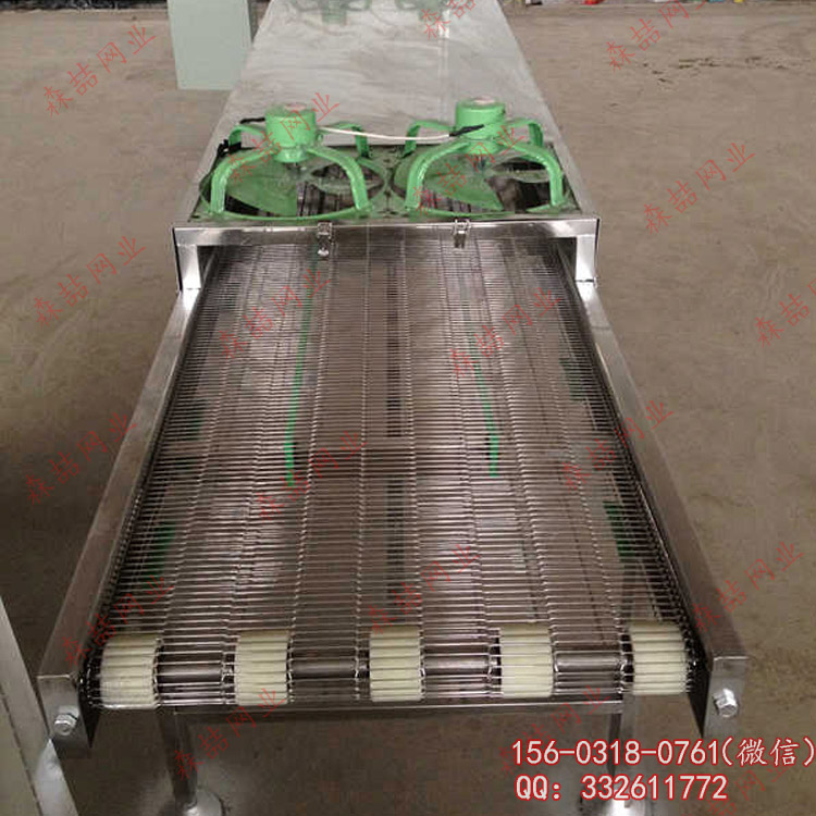 輸送網帶提升機的最大提升角度是多少？