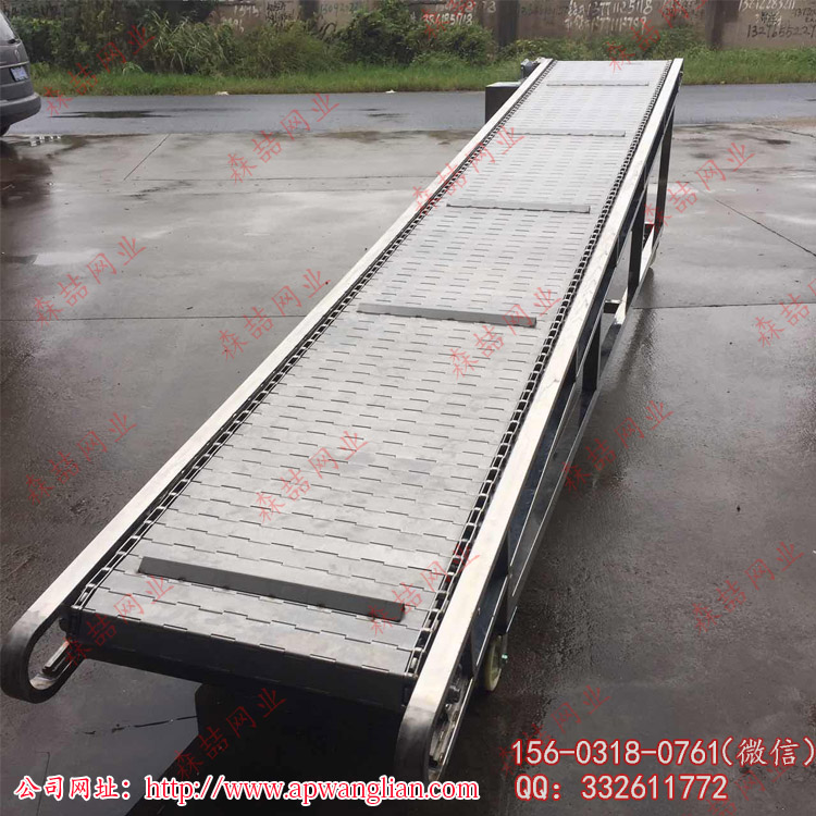 不銹鋼鏈板輸送帶如何應用于爬坡提升機   